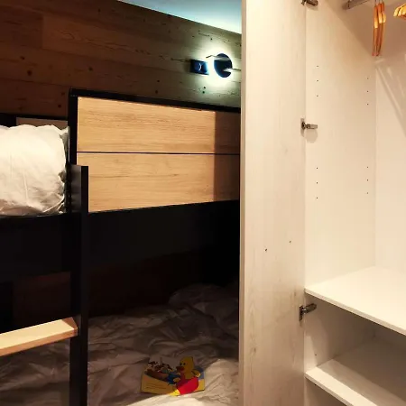 Renove, Cosy, Pour 4 Pers., Expose Sud, Skis Aux Pieds, Proche Commerces - Fr-1-545-43 Apartman *